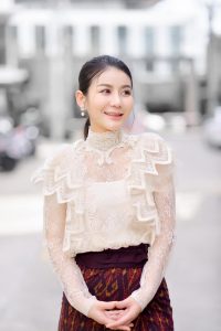 LINE_ALBUM_29366_230329_20