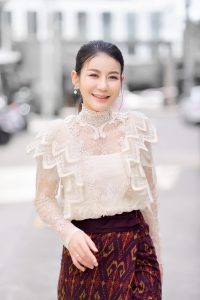LINE_ALBUM_29366_230329_21