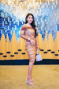 LINE_ALBUM_29366_230329_22