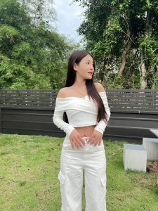 LINE_ALBUM_29366_230329_34