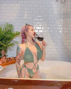 น้องเจียเจีย