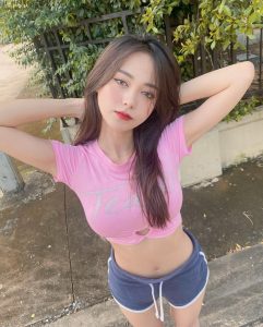 น้องเอื้อยโลกเบี้ยว