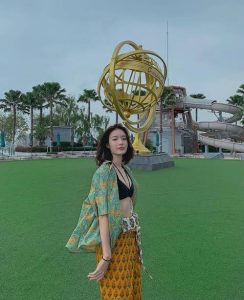 สาวหน้าเก๋