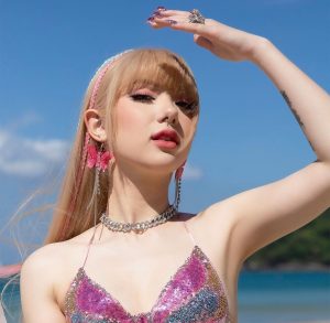 นักแสดงสาว