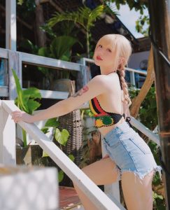 ยูทูปเบอร์สาวสวย