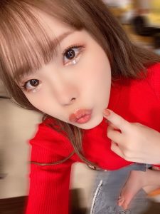 ดาราเอวี