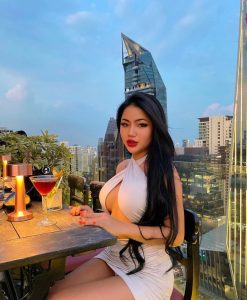 LINE_ALBUM_Praew_230602_5