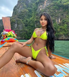 LINE_ALBUM_Praew_230602_68