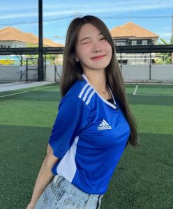 ครีมไลค์ นางแบบ