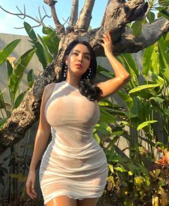 น้องเนยญานิศา โอนลี่แฟน